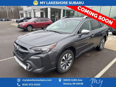 Used 2023 Subaru Outback Touring XT AWD/4WD image 2