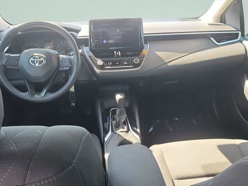 Used 2024 Toyota Corolla LE image 21