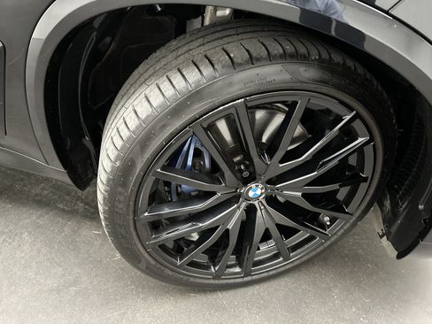 Used 2025 BMW X5 M60i w/ Executive Package AWD/4WD image 12