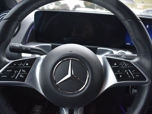 Used 2024 Mercedes-Benz GLB 250 GLB 250 image 14