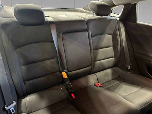 Used 2019 Chevrolet Malibu LT image 18