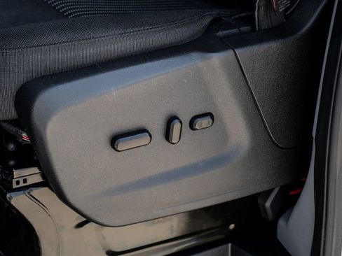 Used 2015 Ford Transit 150 XLT image 32