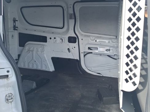 Used 2018 RAM ProMaster City Tradesman FWD image 10