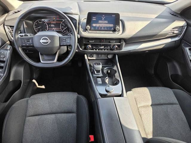 Used 2025 Nissan Rogue SV AWD/4WD image 17