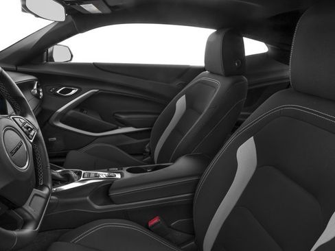 Used 2017 Chevrolet Camaro LT RWD image 12