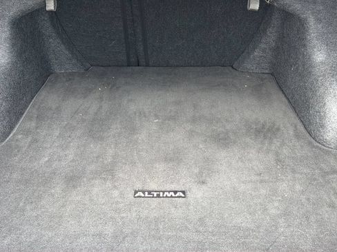 Certified 2024 Nissan Altima 2.5 SV FWD image 13