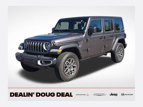 Used 2025 Jeep Wrangler Sahara image 1