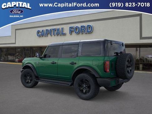 New 2025 Ford Bronco Outer Banks image 4