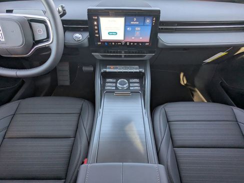 New 2026 Lincoln Nautilus Reserve AWD/4WD image 19