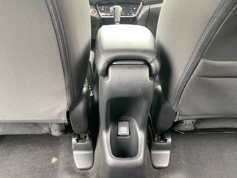 Used 2017 Honda HR-V EX image 28