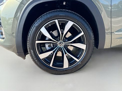 New 2026 Volkswagen Atlas Cross Sport SEL Premium R-Line AWD/4WD image 42