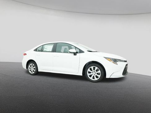 New 2026 Toyota Corolla LE image 28
