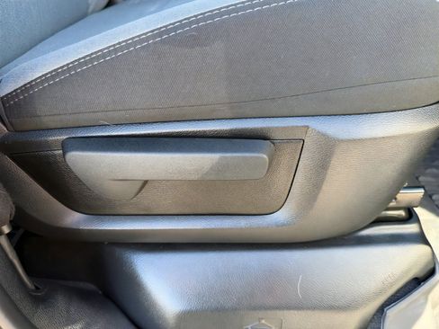 Used 2020 RAM 2500 Big Horn w/ Level 2 Equipment Group image 32