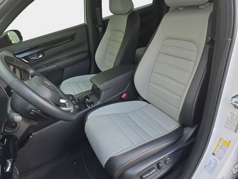 Certified 2026 Honda CR-V Sport Touring image 19