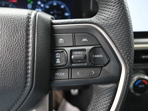 Used 2026 Toyota Tacoma TRD Sport AWD/4WD image 6