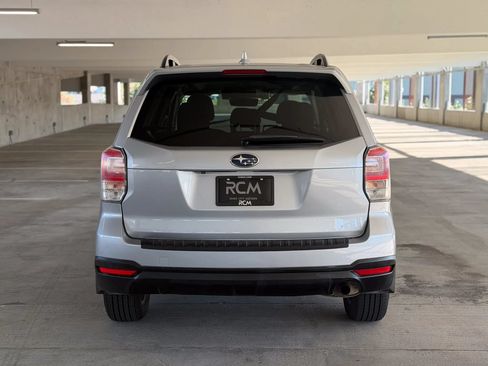 Used 2018 Subaru Forester 2.5i Premium AWD/4WD image 6