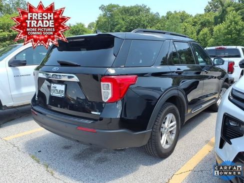 Used 2022 Ford Explorer XLT AWD/4WD image 5