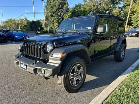Certified 2022 Jeep Wrangler Unlimited Sport image 4