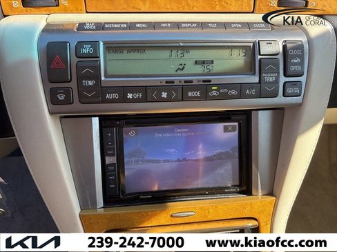 Used 2002 Lexus SC 430 Convertible image 19