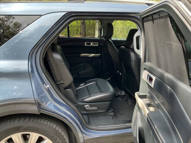 Used 2021 Ford Explorer Limited w/ Hybrid Equipment Group 310A RWD image 18