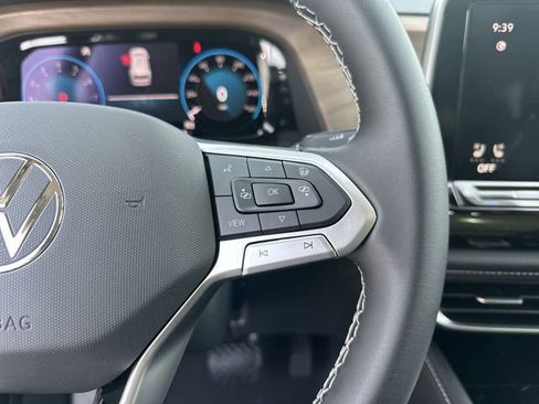 New 2026 Volkswagen Atlas SE FWD image 18