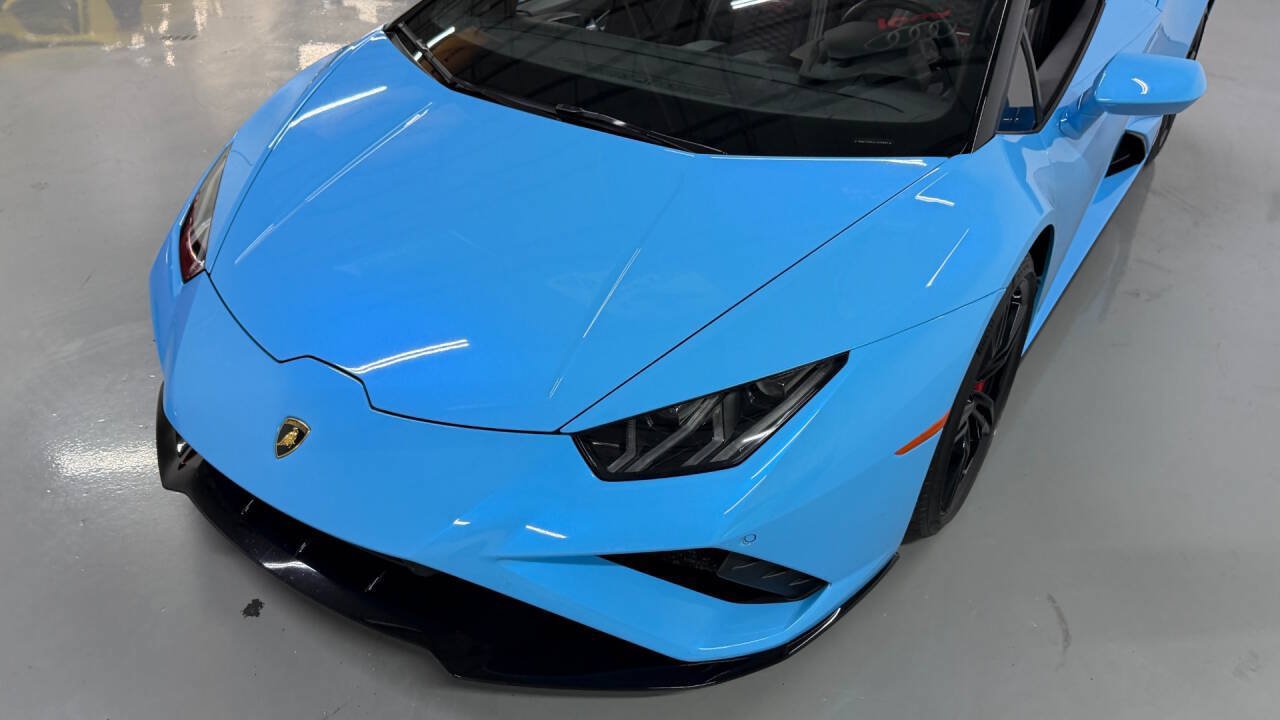 Used 2020 Lamborghini Huracan EVO RWD image 37