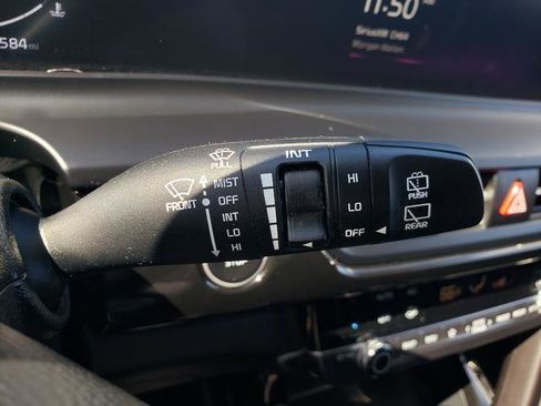 Certified 2024 Kia Seltos S image 29