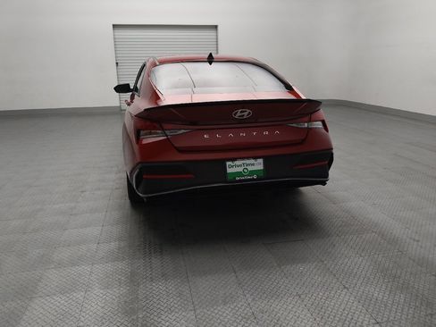 Used 2025 Hyundai Elantra Sport image 6
