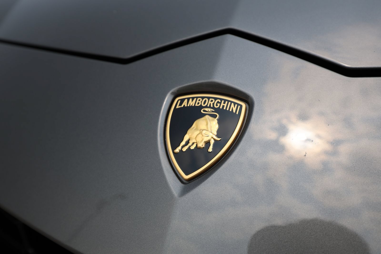 Used 2021 Lamborghini Urus AWD/4WD image 18
