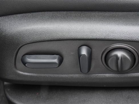 Certified 2023 Chevrolet Blazer RS w/ Driver Confidence II Package image 26