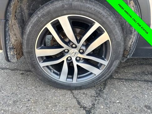 Used 2017 Honda Pilot Touring image 14