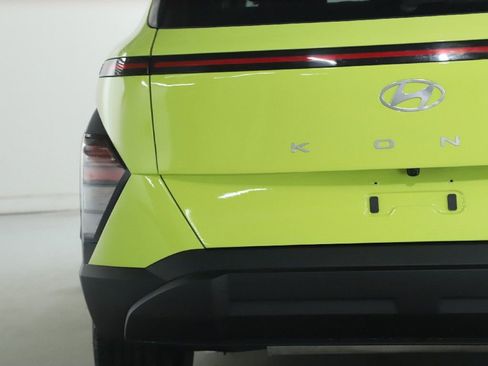 Used 2024 Hyundai Kona SEL AWD/4WD image 45