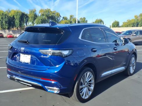 Used 2024 Buick Envision Avenir image 8