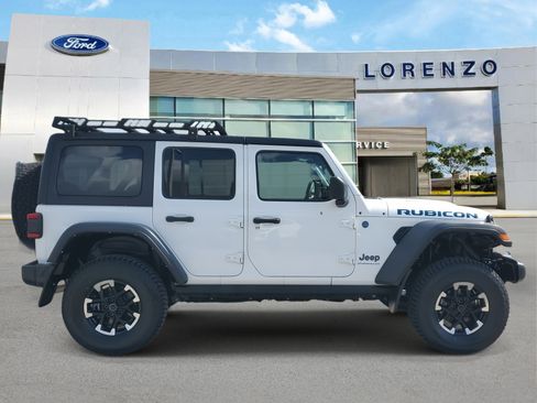 Used 2024 Jeep Wrangler Rubicon w/ Safety Group image 4