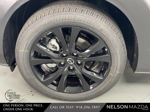 New 2026 MAZDA CX-30 AWD 2.5 S w/ Select Sport Pkg image 13