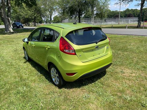 Used 2011 Ford Fiesta SE w/ 202A Rapid Spec Order Code FWD image 15