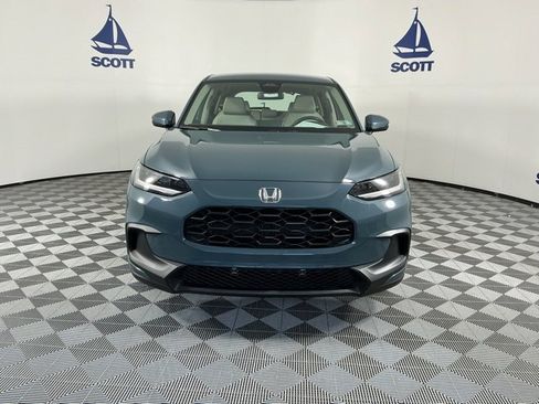 Certified 2024 Honda HR-V LX image 2