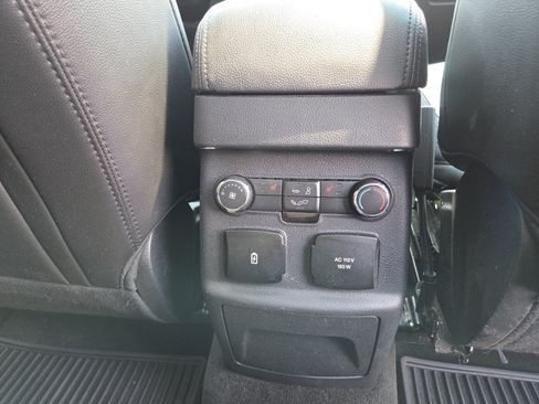 Used 2018 Ford Explorer Limited AWD/4WD image 30