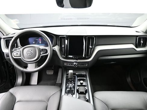 Used 2025 Volvo XC60 B5 Plus w/ Climate Package AWD/4WD image 17