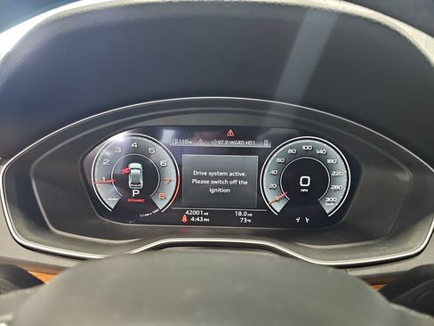 Used 2023 Audi Q5 2.0T Premium Plus w/ Premium Plus Package AWD/4WD image 19
