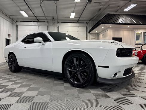 Used 2019 Dodge Challenger R/T Scat Pack image 15