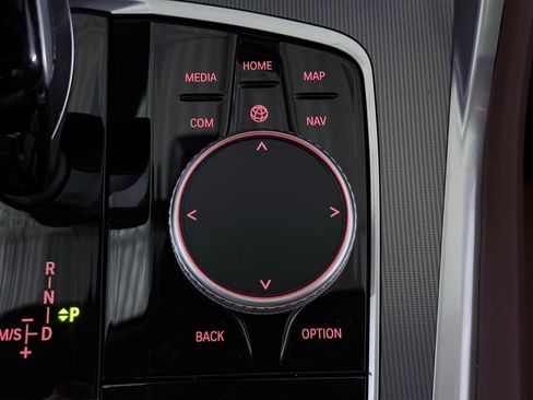 Used 2023 BMW X6 xDrive40i w/ M Sport Package AWD/4WD image 48