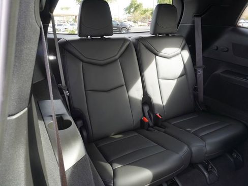 Certified 2025 Cadillac XT6 Premium Luxury image 10