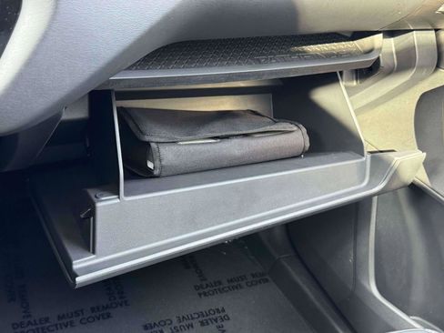 Used 2023 Nissan Pathfinder Platinum image 30