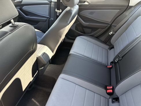 New 2025 Volkswagen Jetta SE image 10
