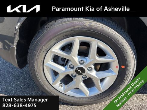 New 2025 Kia Soul LX image 30