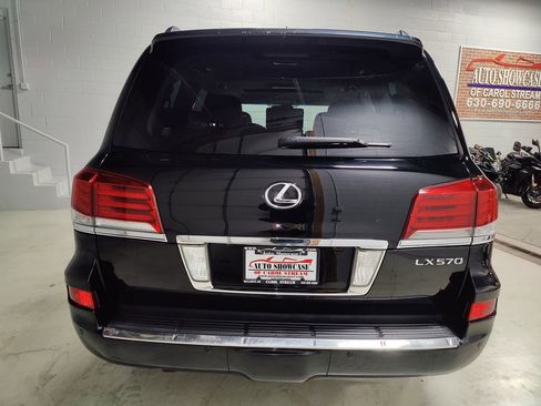 Used 2015 Lexus LX 570 4WD w/ Luxury Package image 7