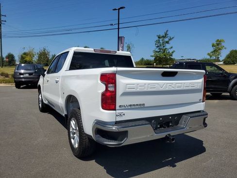 Used 2021 Chevrolet Silverado 1500 LT RWD image 4