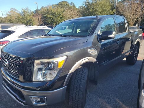 Used 2017 Nissan Titan PRO-4X image 1