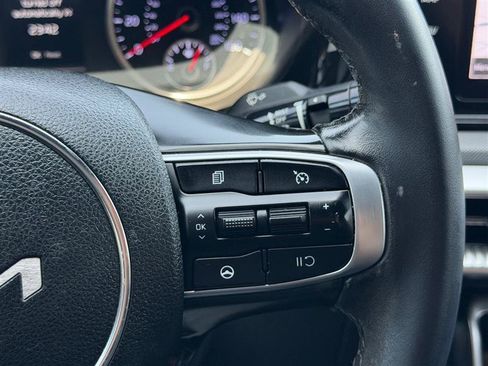 Used 2022 Kia K5 GT-Line FWD image 38